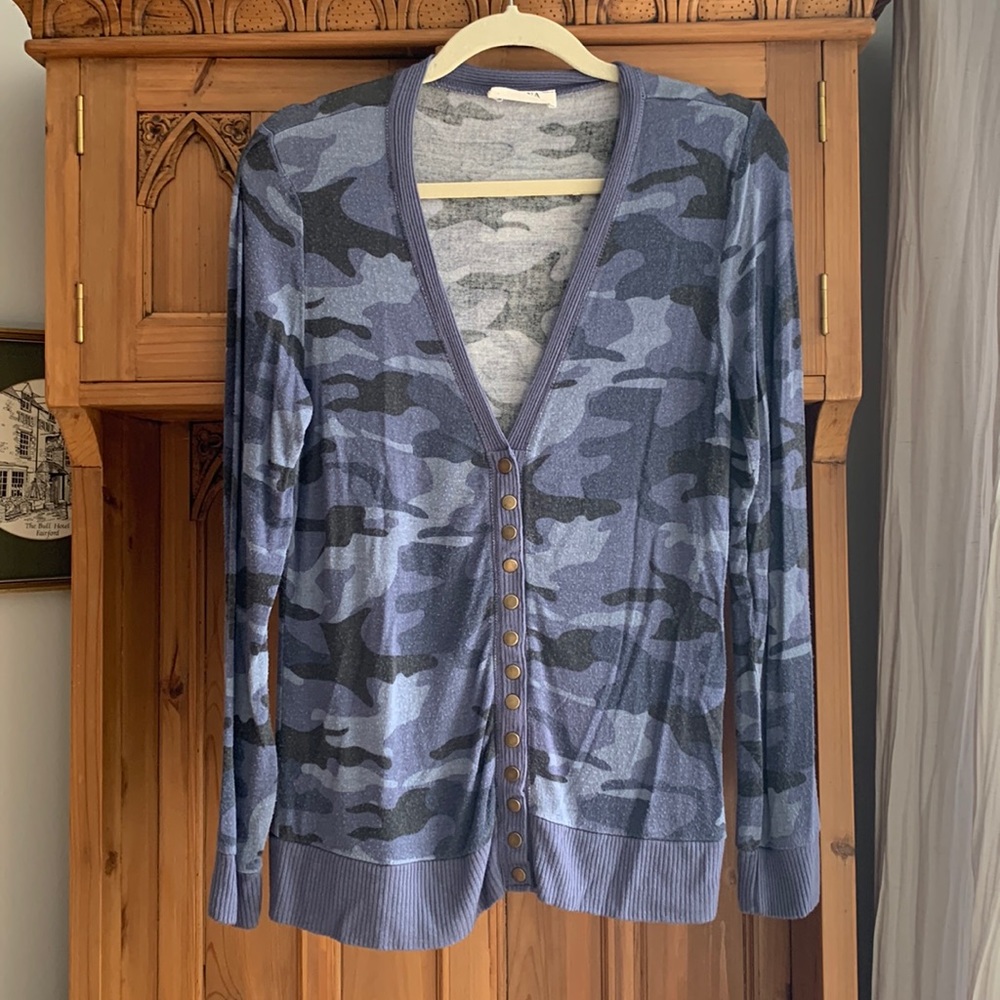 Women’s Zenana Camo Snap Cardigan